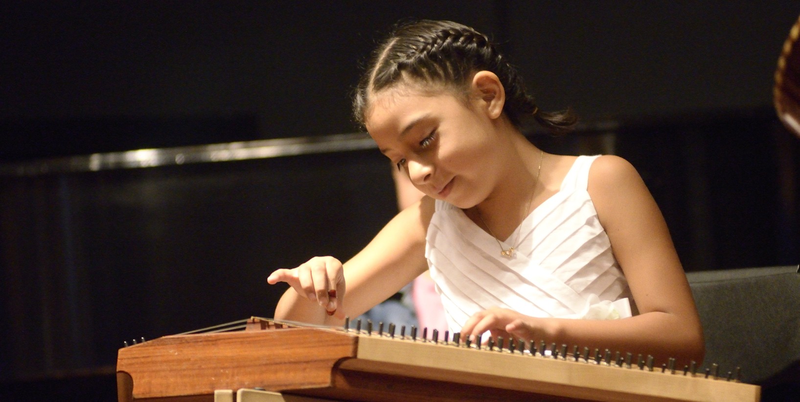 Young Salterio Player from 5th Salterio Festival 2012